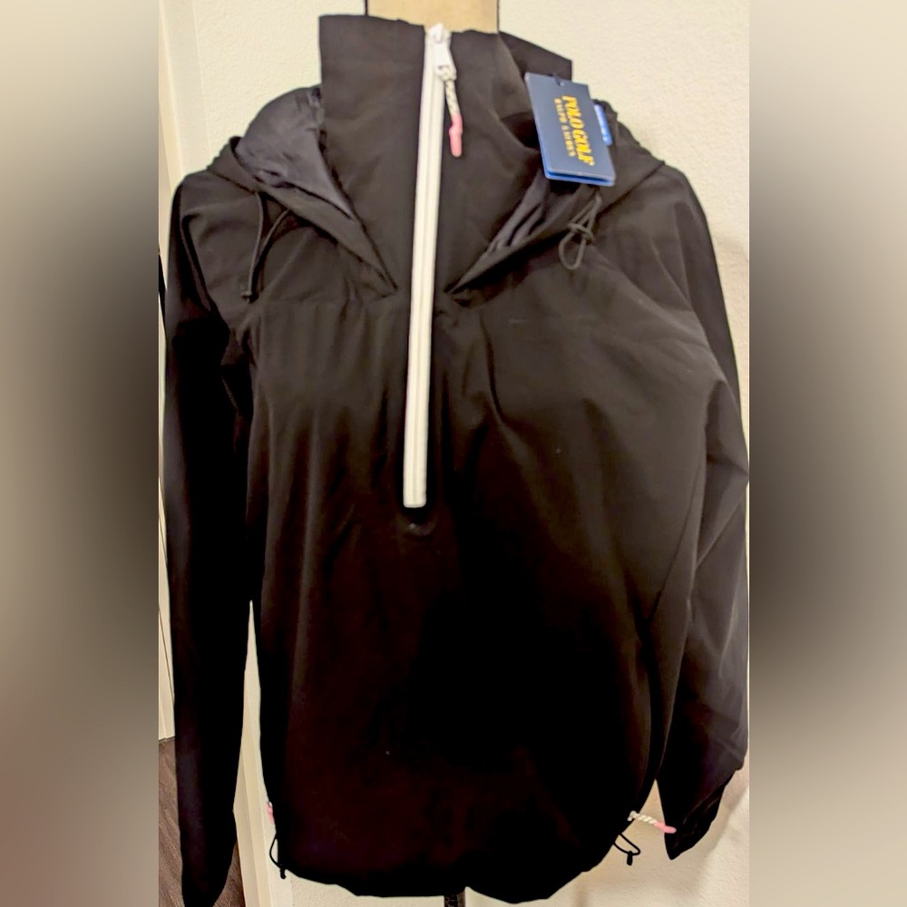 Women’s medium golf pullover NWT
